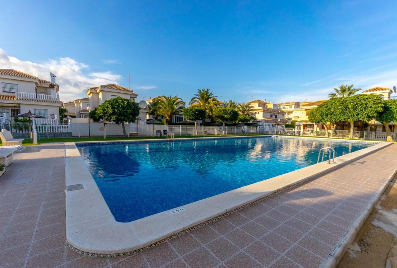 Ferienwohnung He Doris Playa Flamenca Exterior foto